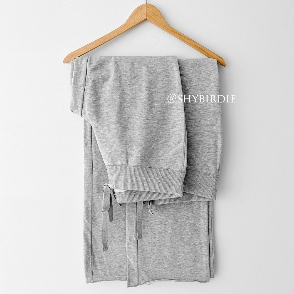 NEW Old Navy 2 Pairs Fleece Sweatpants, Medium